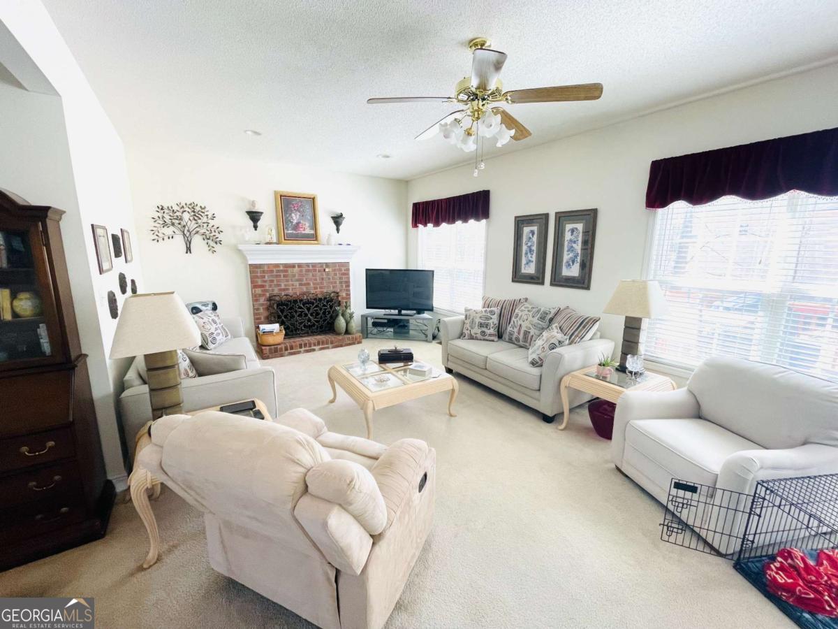4605 Rivers Edge DR