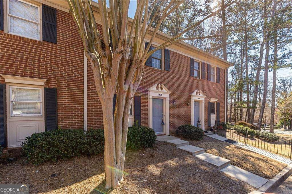 2828 Webb Bridge RD