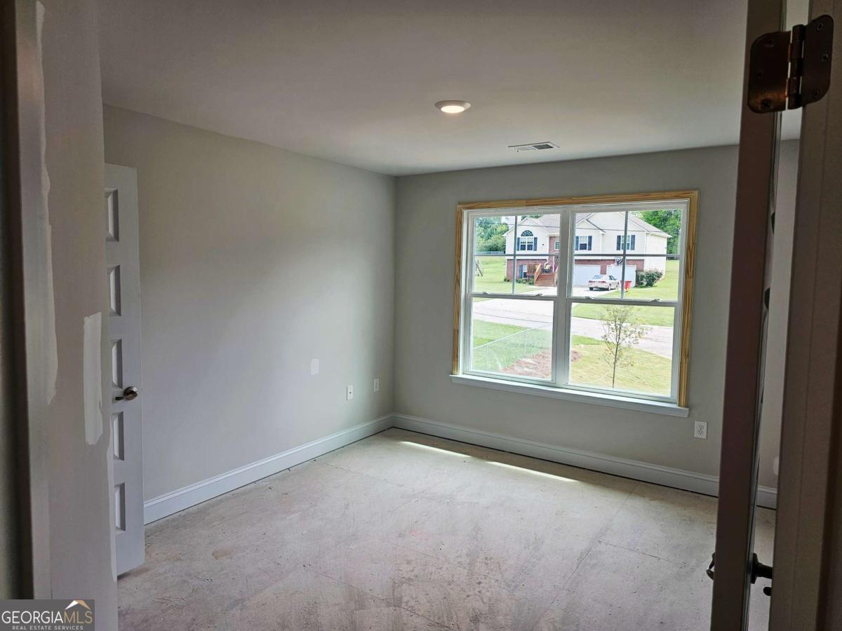 305 Melanie CT