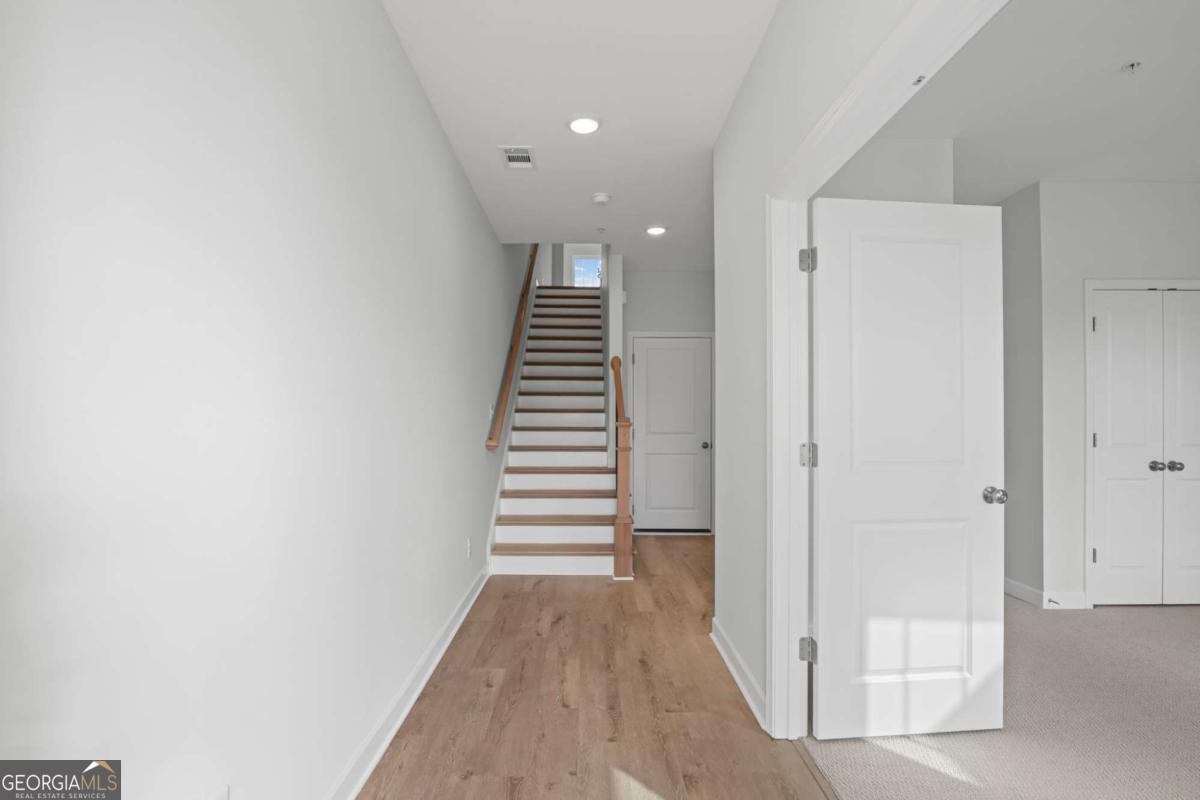 204 Village Overlook J2