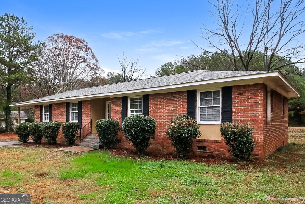 Photo of 20 Freeman Drive, Stockbridge, GA 30281 (MLS # 10657185)