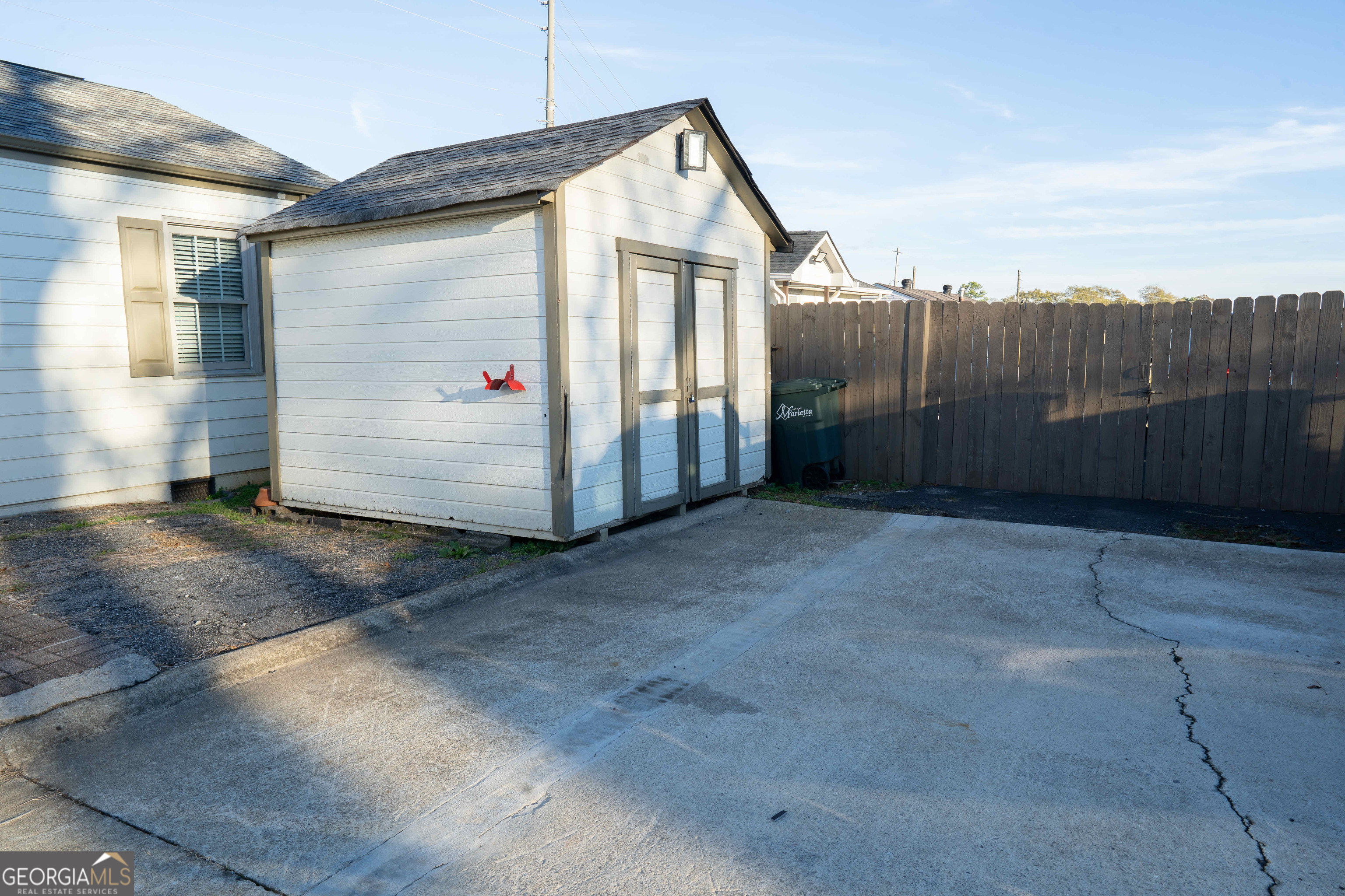 232 Powers Ferry RD SE