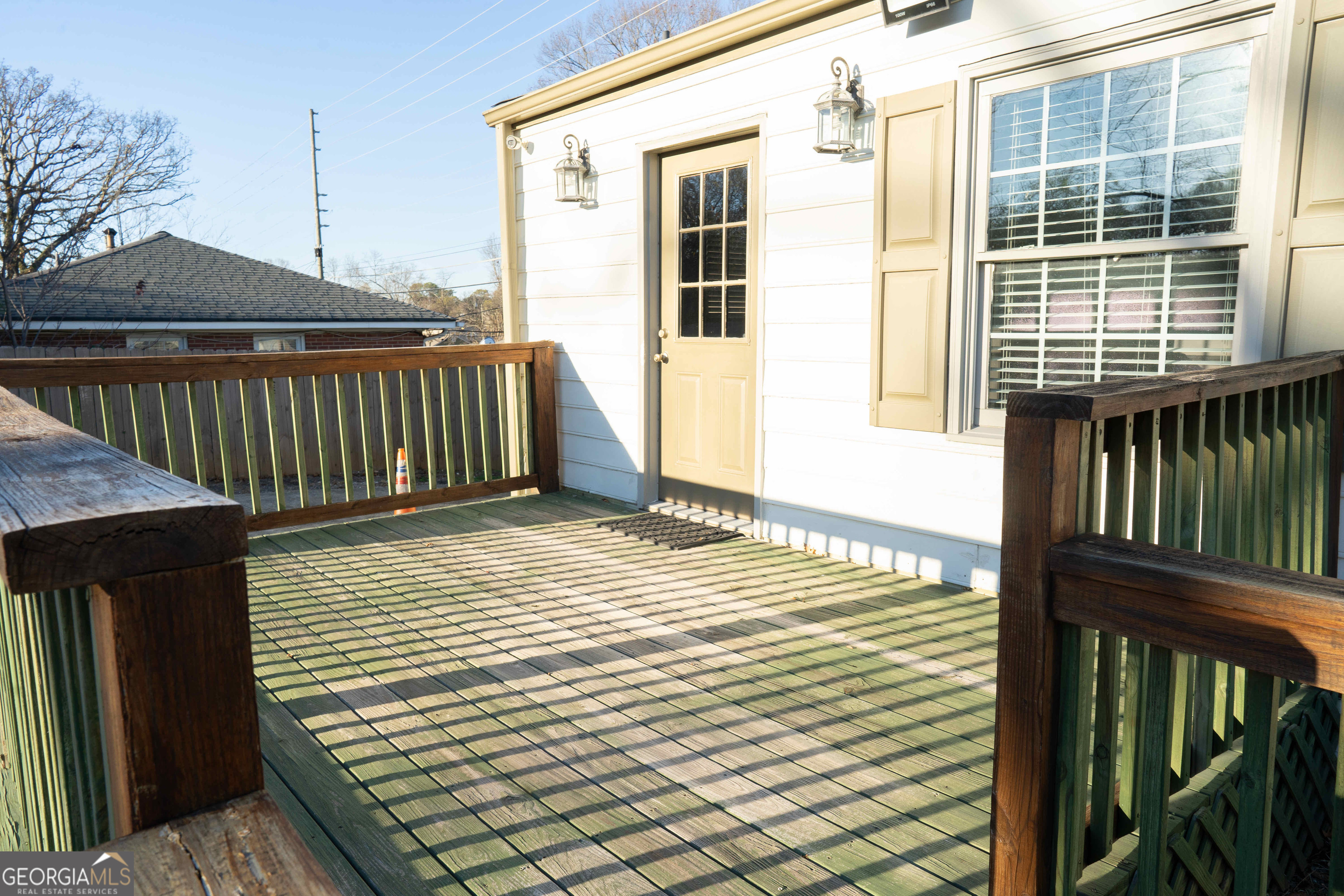 232 Powers Ferry RD SE