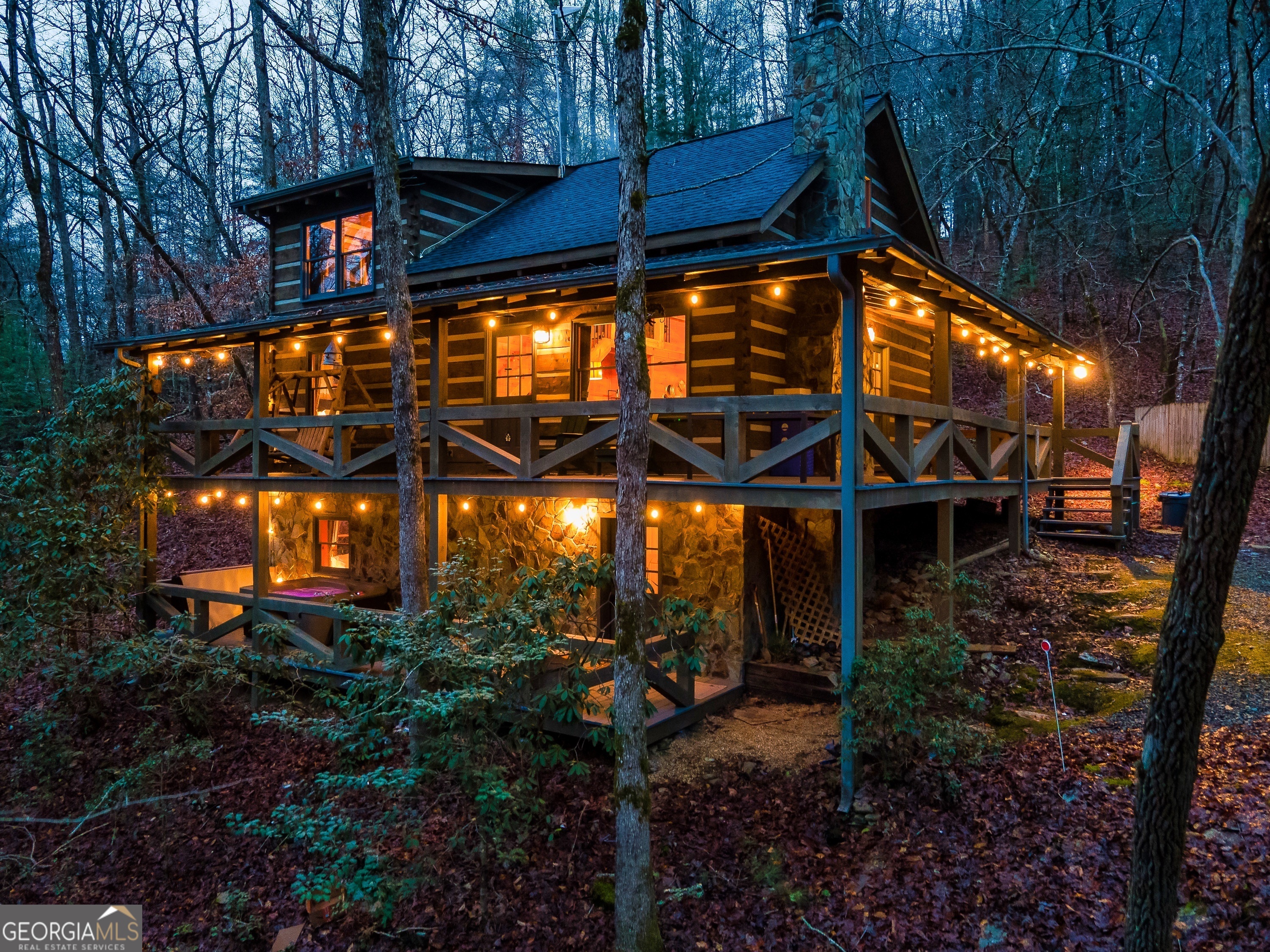 421 Weeks Creek RD