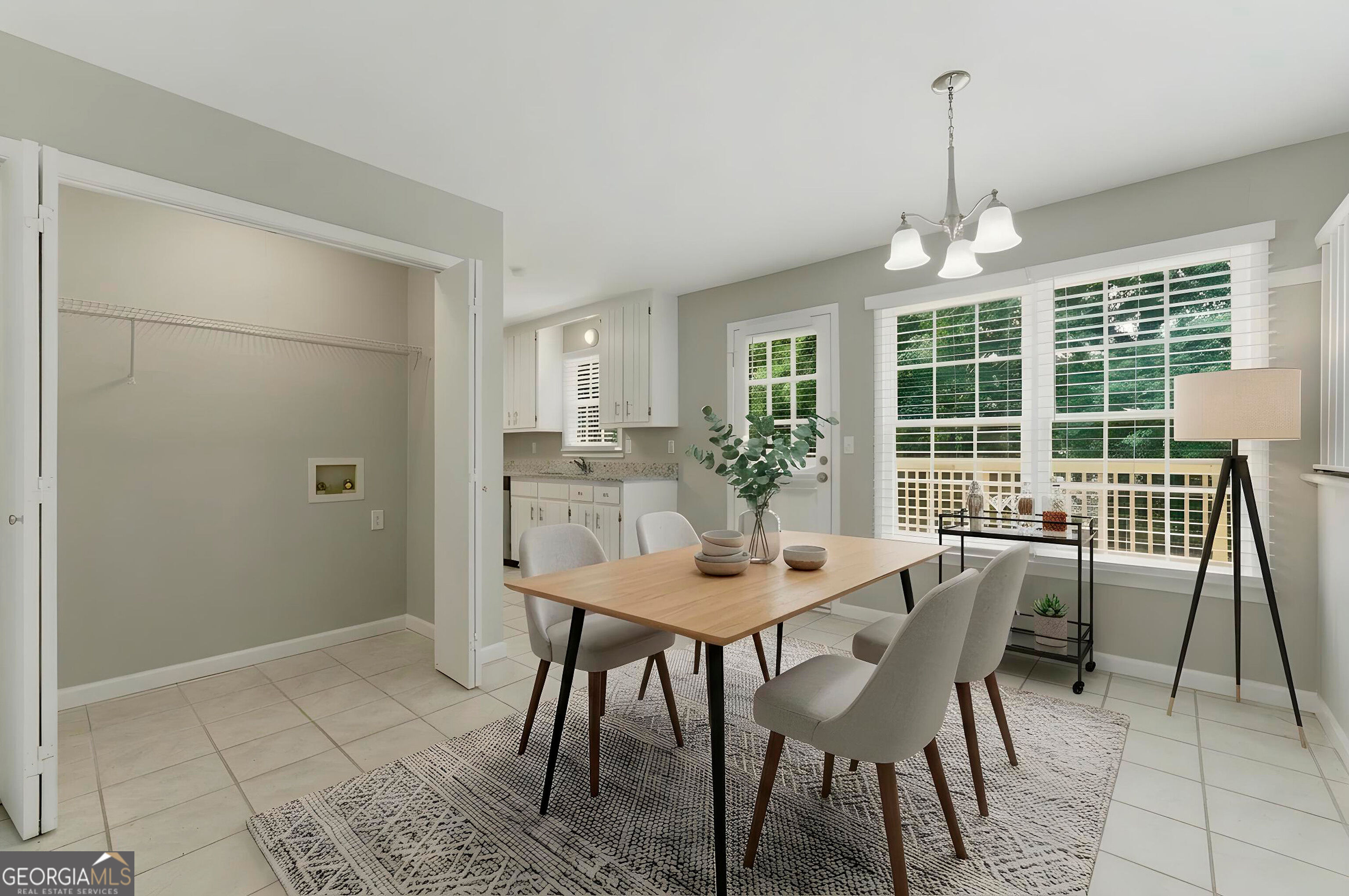 615 Hickory Nobb