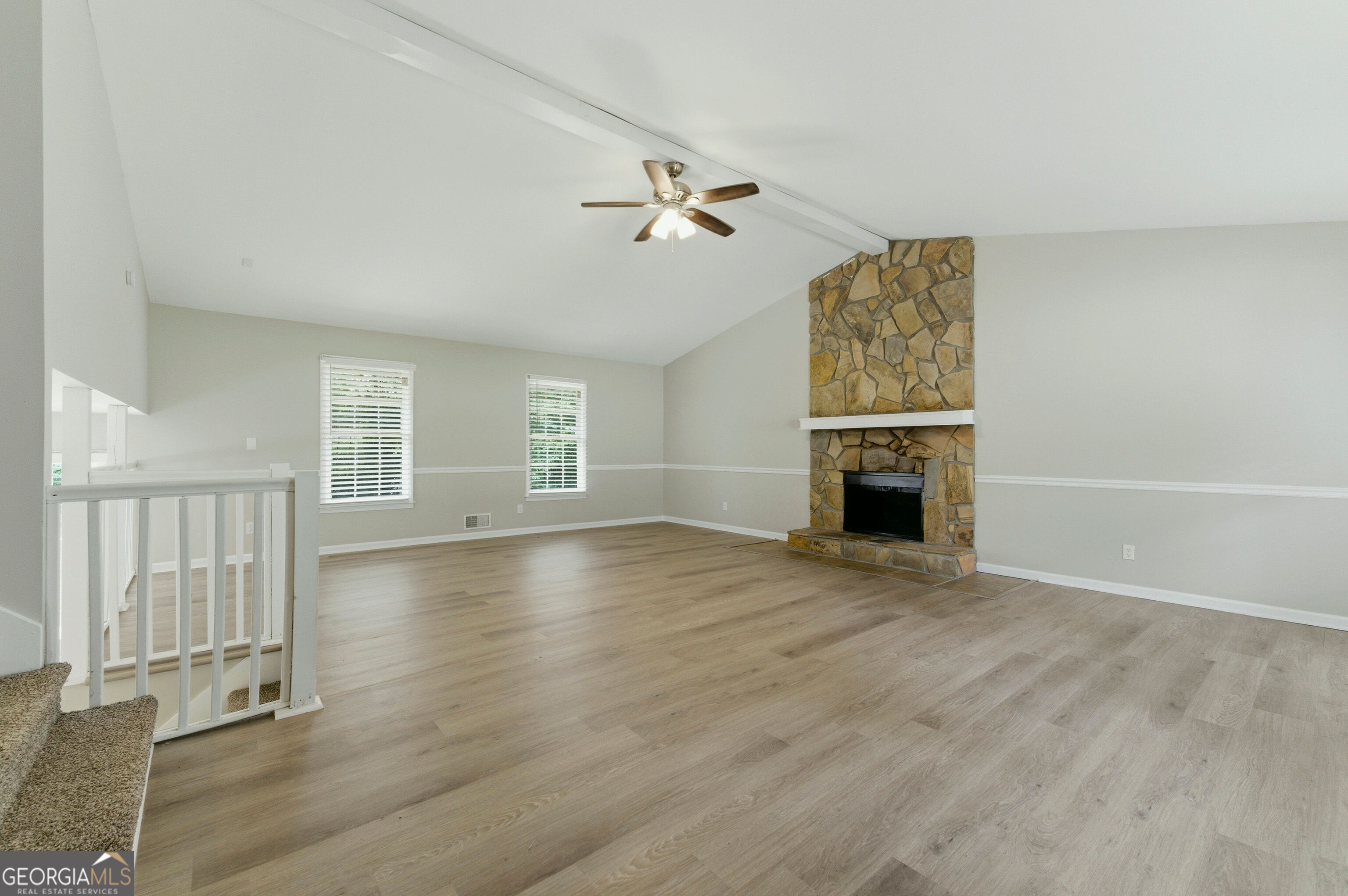 615 Hickory Nobb