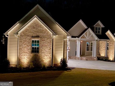 A home in Newnan