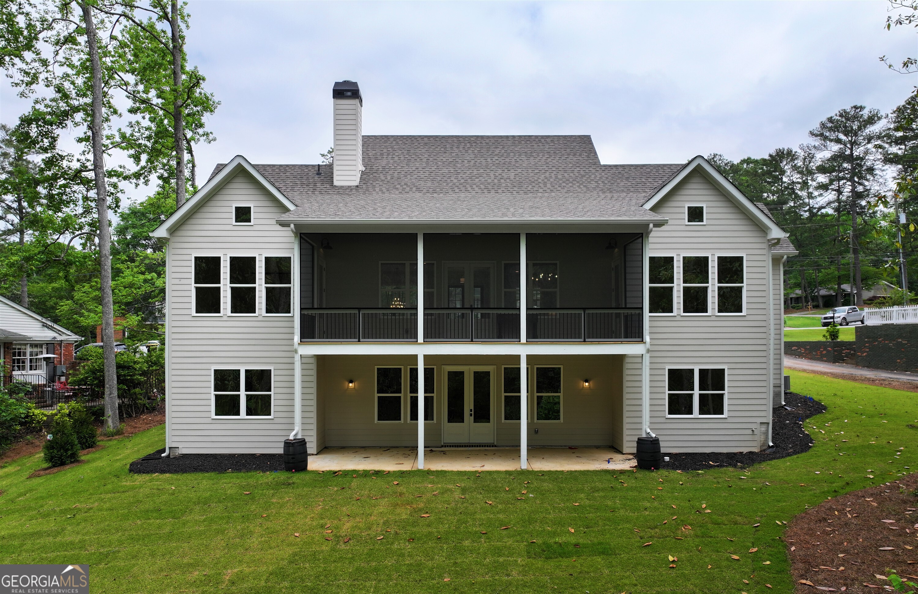 7 FONTAINE DR