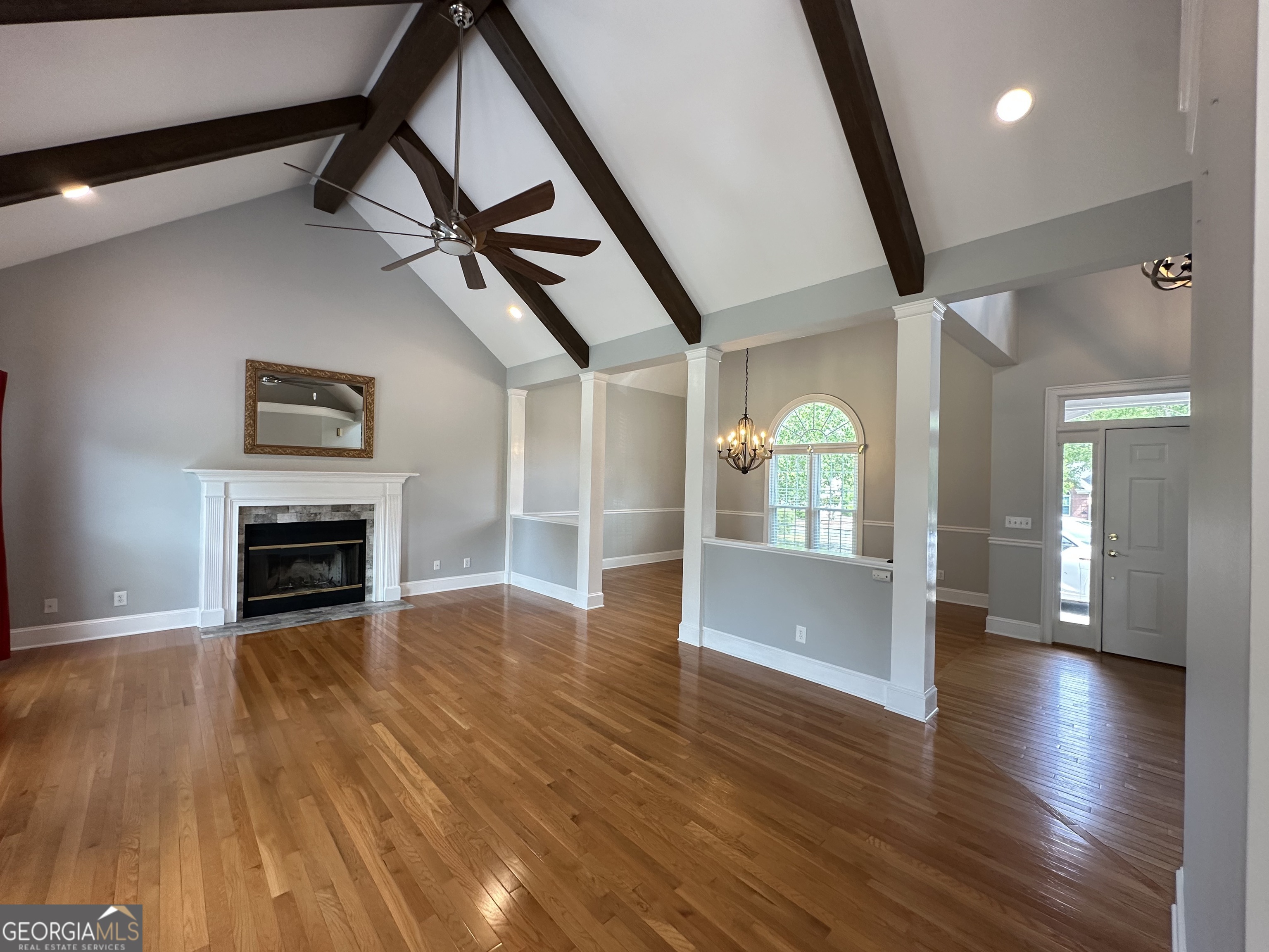 23 Saint Ives LN