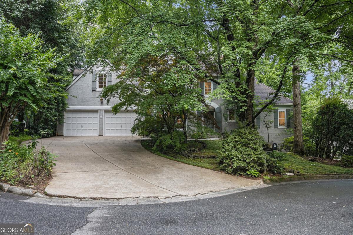 80 Stratford PL NE
