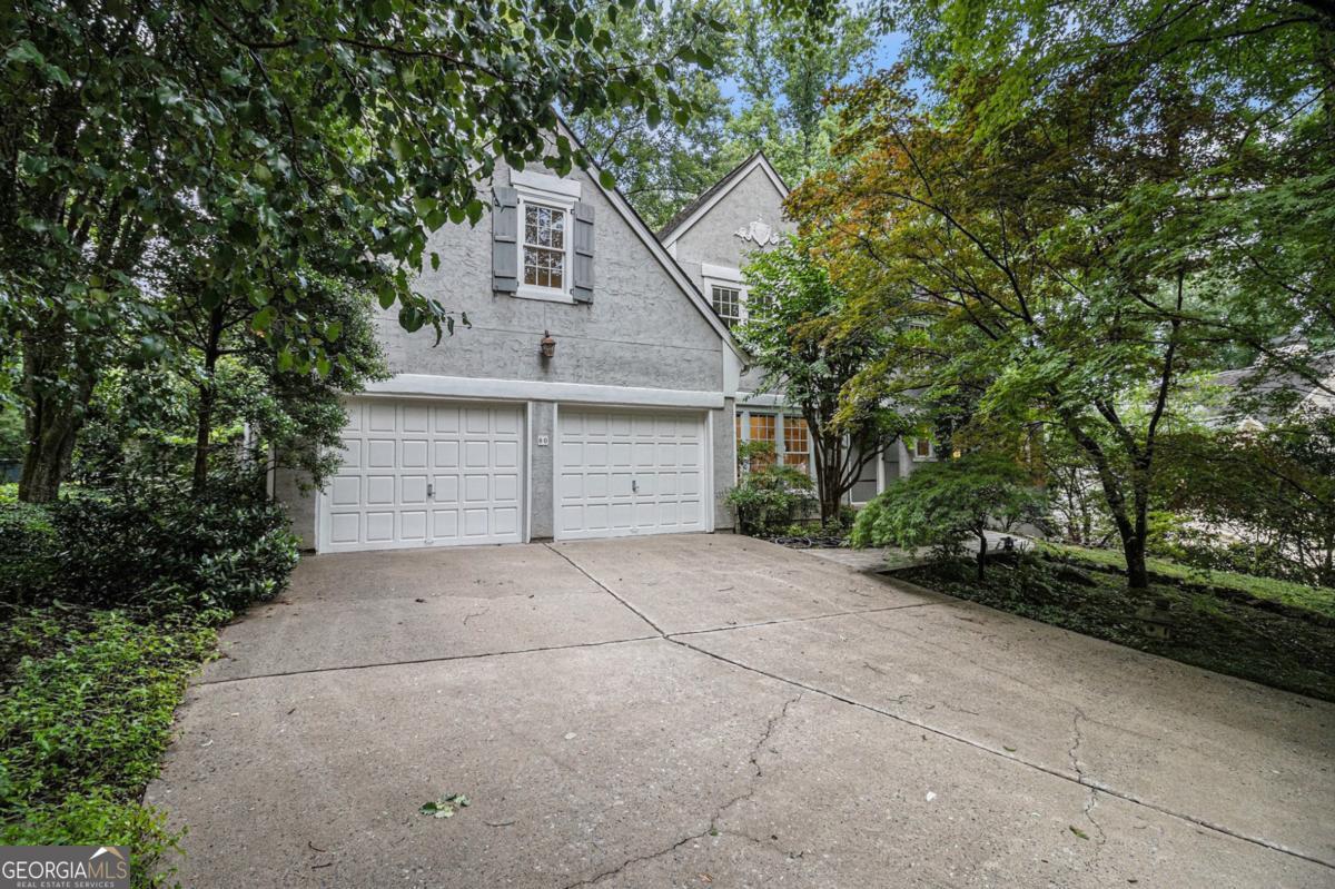 80 Stratford PL NE
