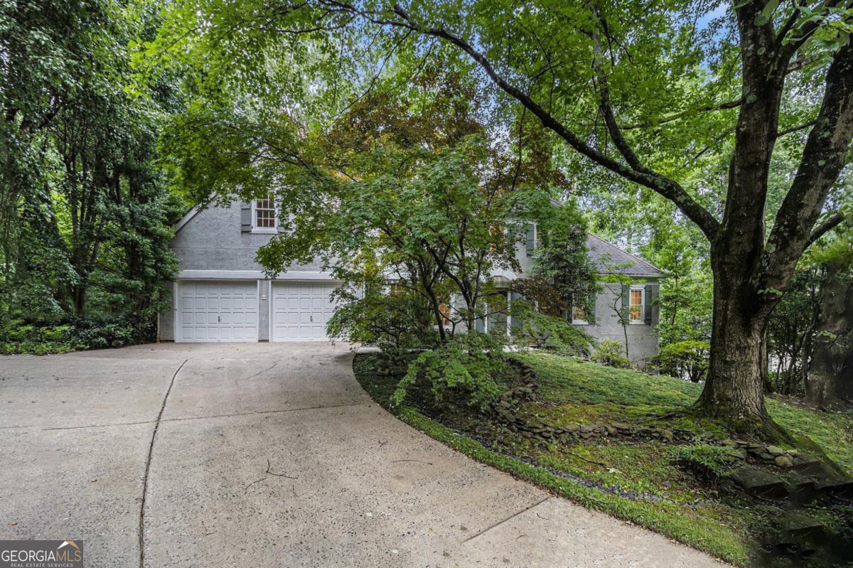 80 Stratford PL NE