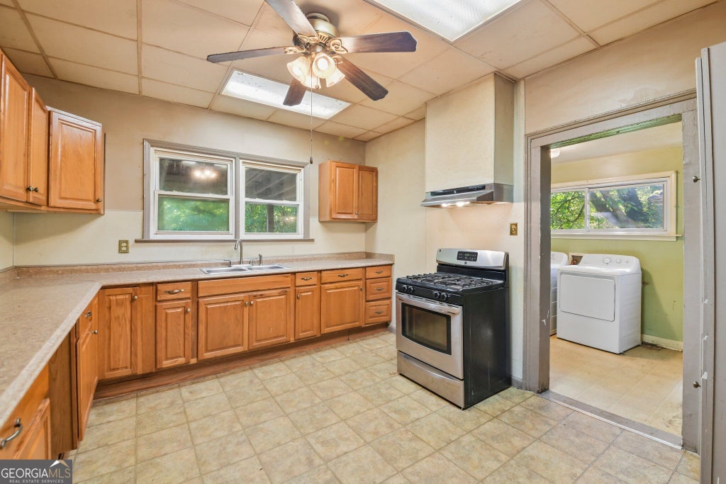 Photo of 62 Pine Street, Griffin, GA 30223 (MLS # 10857371)