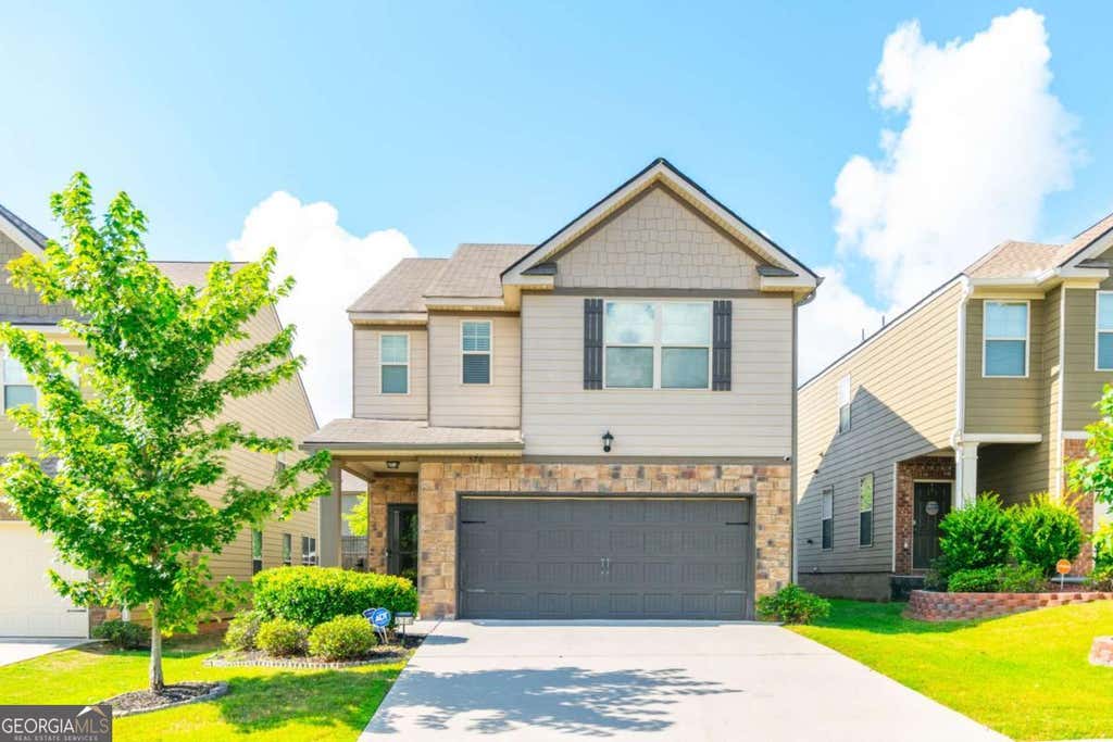 Photo of 576 Dasheill Lane, Atlanta, GA 30349 (MLS # 10827937)
