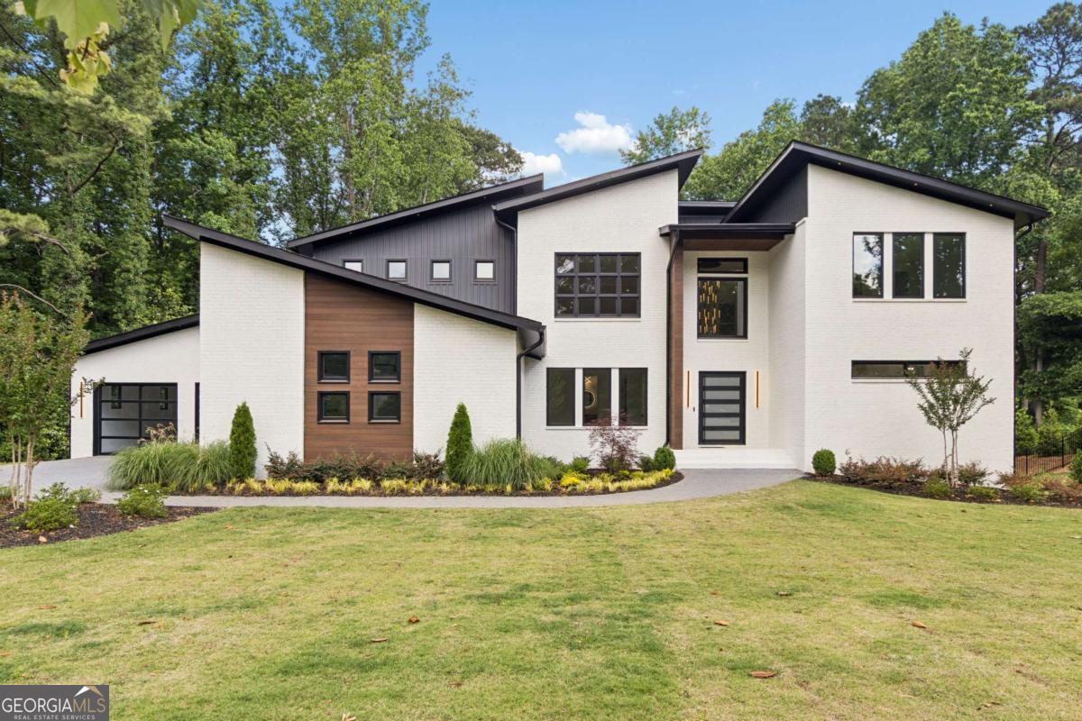1000 Clementstone NE DR