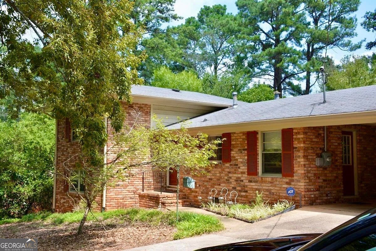 Charming 4BR/2BA in University Heights - Prime East-Side Location! Welcome to this beautifully updated 4-bedroom, 2-bath home in one of Athens' most sought-after east-side neighborhoods-University Heights! Ideally located between UGA's main campus and the Veterinary Teaching Hospital, this home offers unbeatable convenience and walkability. You're just 1.5 miles from campus, steps from east-side shopping and dining, and on both the UGA and ACC bus lines. Inside, you'll find refinished hardwood floors, a modern kitchen with maple cabinetry, granite countertops, and updated appliances, all part of a full 2016 renovation. The layout is both functional and inviting, perfect for students, professionals, or families. Step outside to enjoy a fully fenced backyard, complete with multiple patios ideal for entertaining, relaxing, or letting pets roam freely. Don't miss the opportunity to live in a move-in-ready home with charm, updates, and an unbeatable location!
