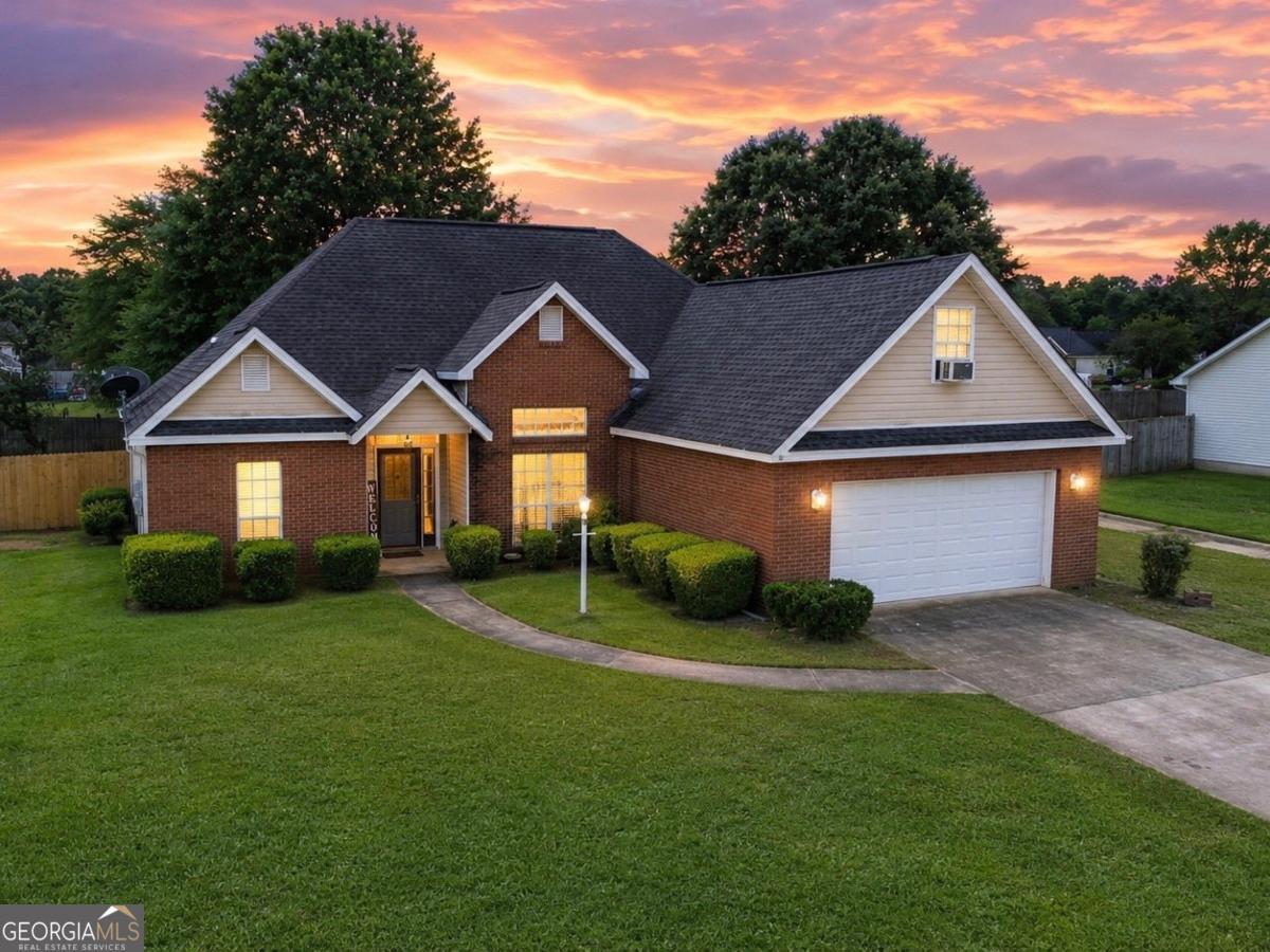 225 Autumn Woods DR