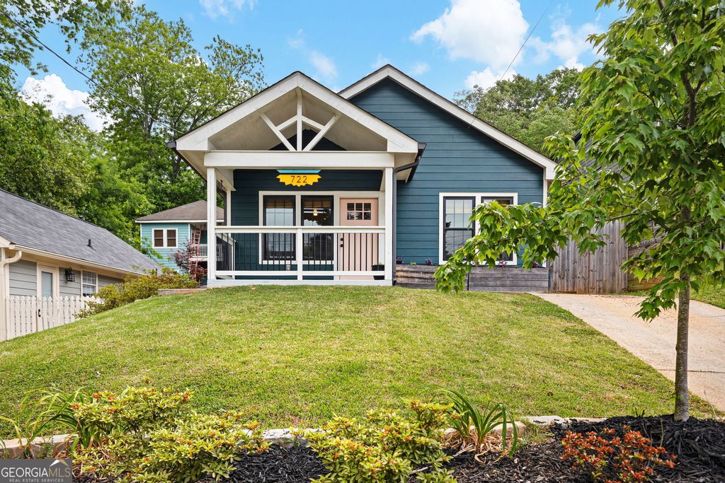 Photo of 722 Grant Terrace SE, Atlanta, GA 30315 (MLS # 10760388)