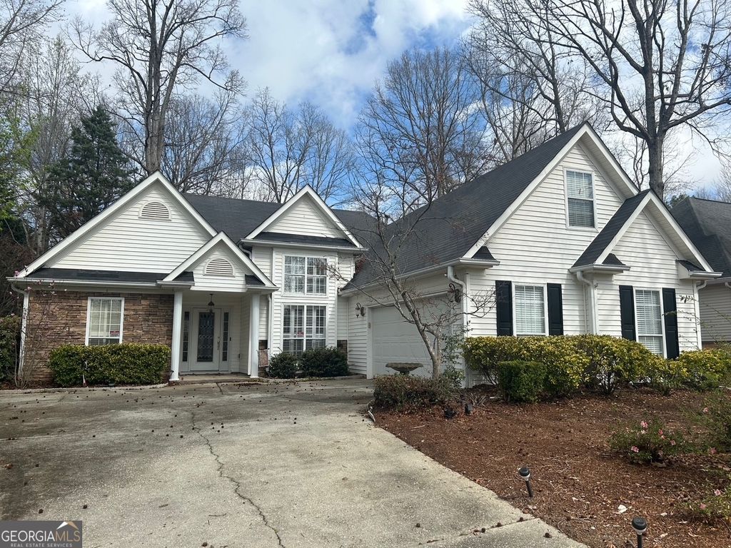 Photo of 333 Royal Crescent Way, Stockbridge, GA 30281 (MLS # 10710254)