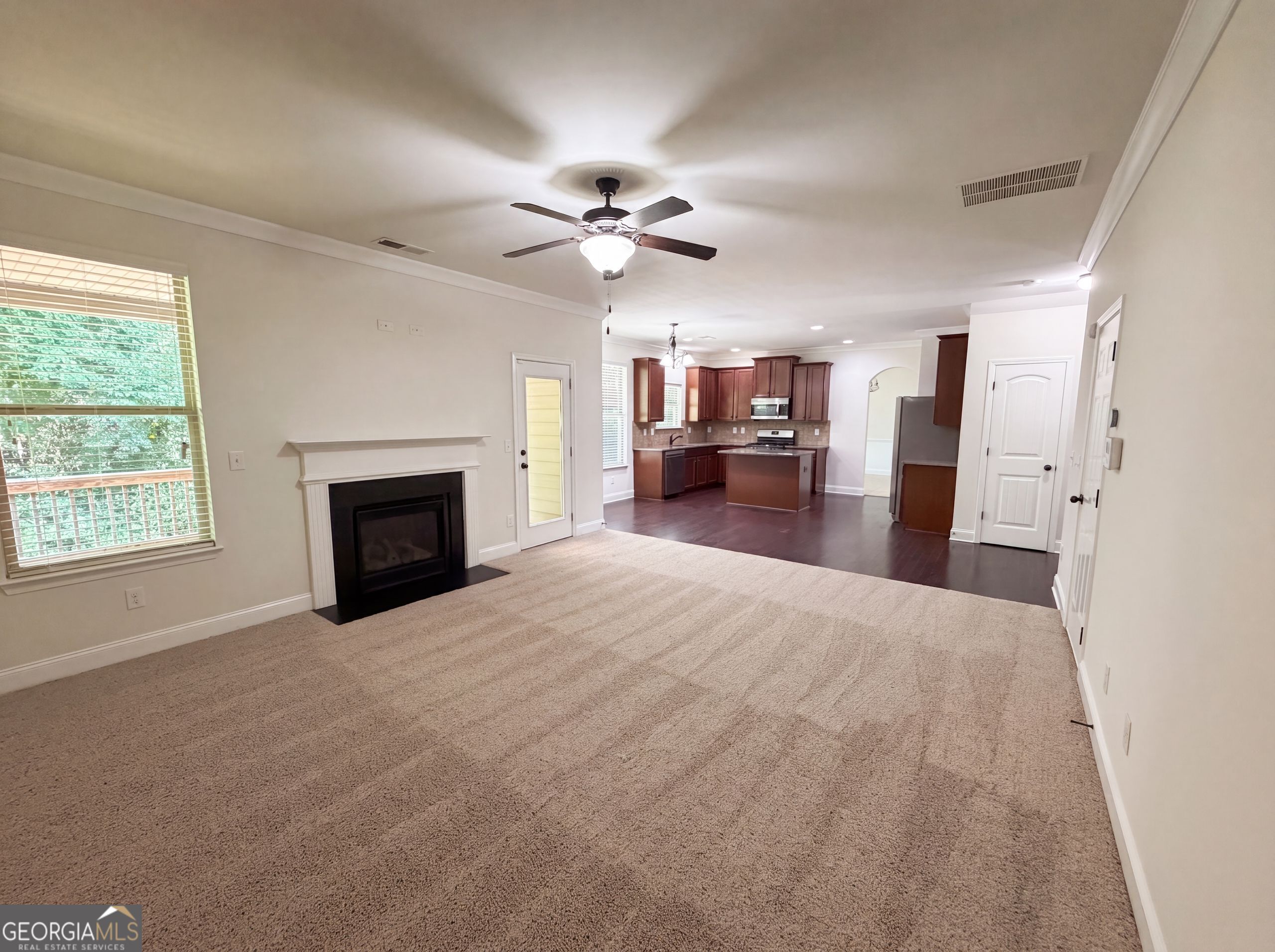 2321 Willow Shade LN