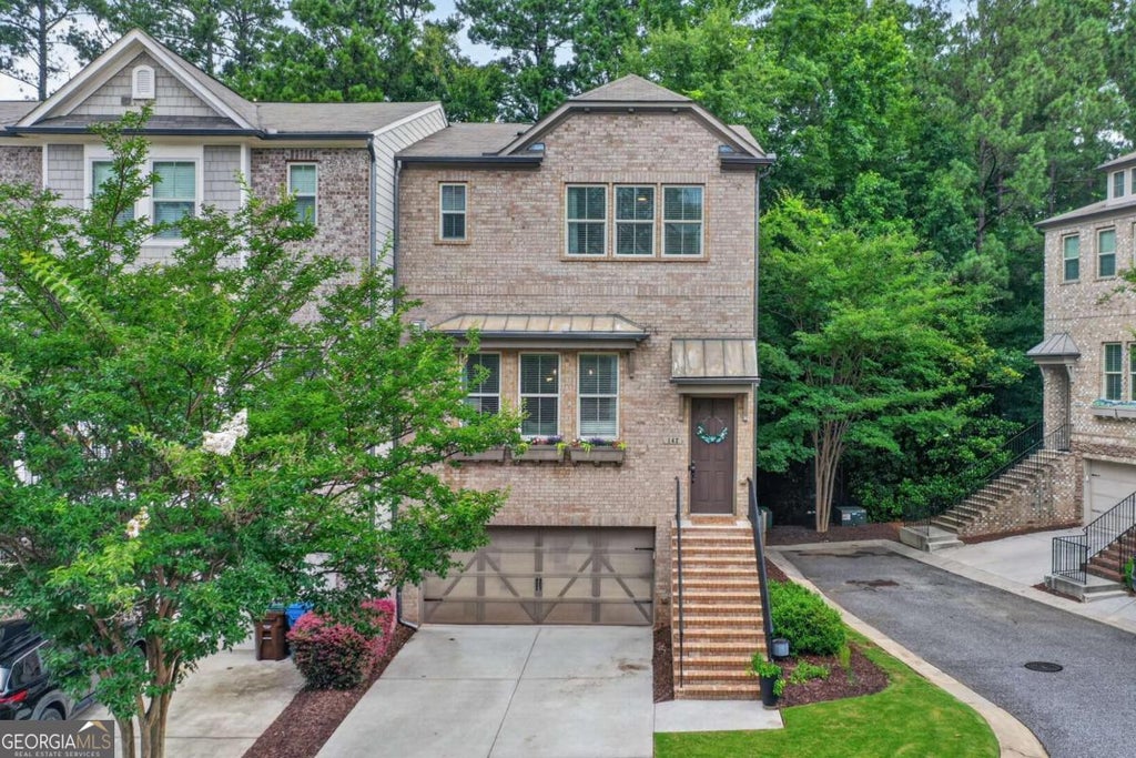 Photo of 142 Brindle Lane, Alpharetta, GA 30009 (MLS # 10789397)