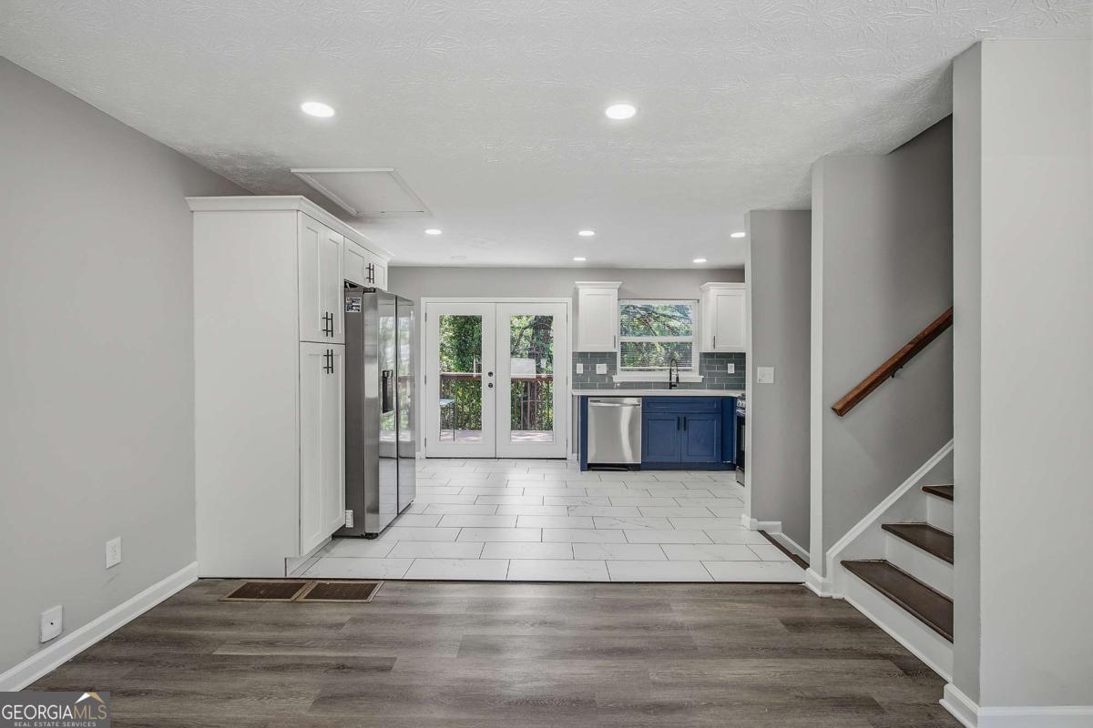5918 Sierra DR