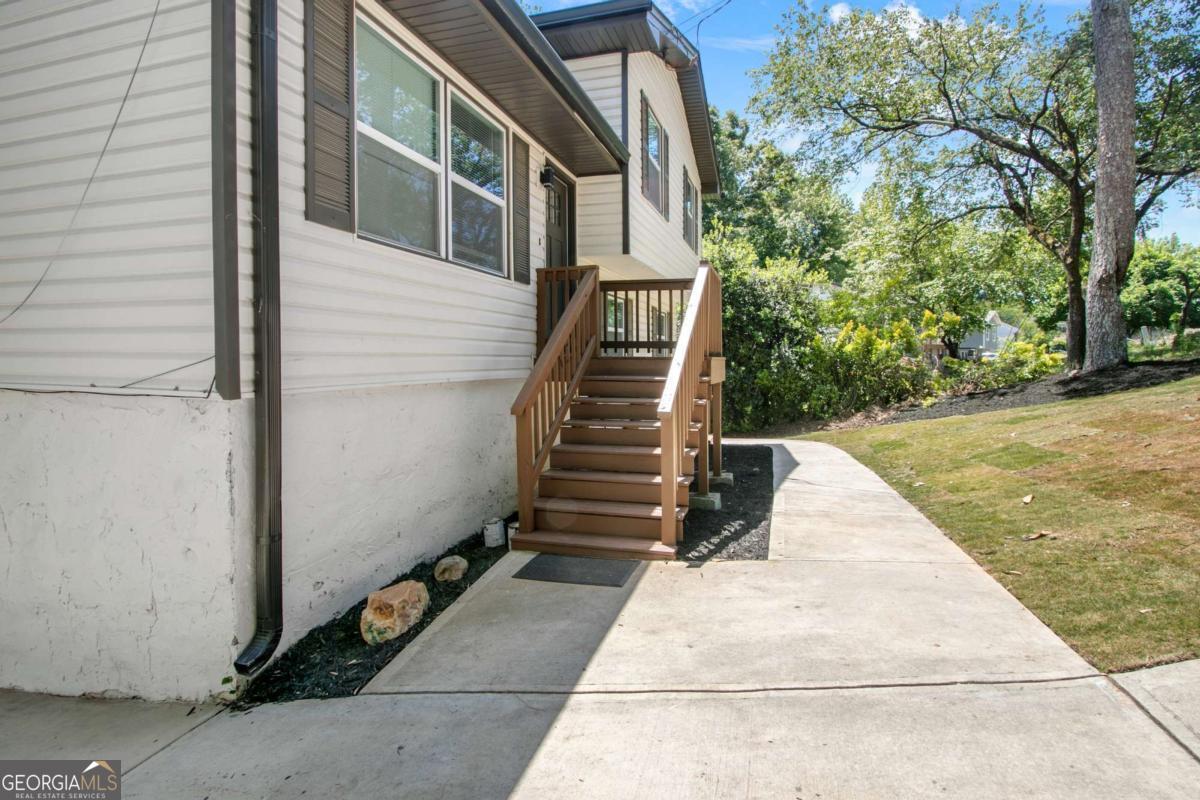 5918 Sierra DR
