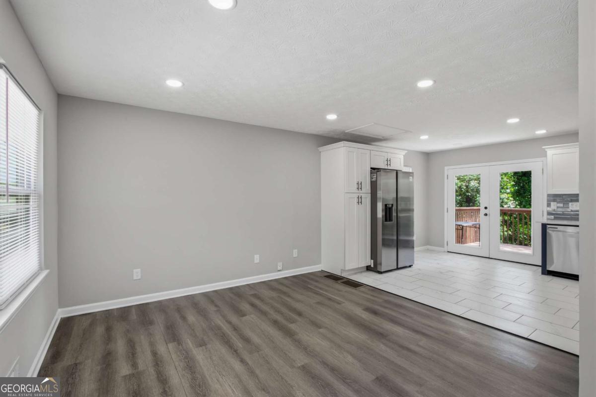 5918 Sierra DR