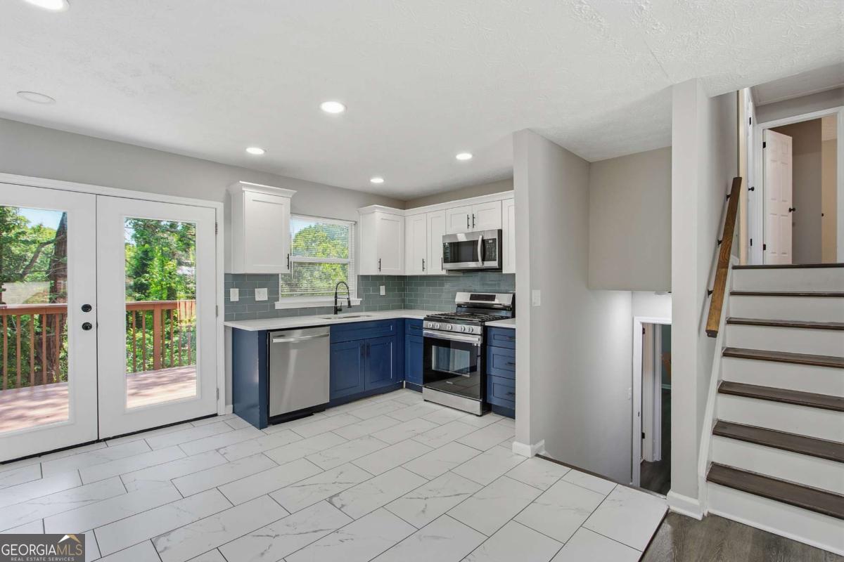 5918 Sierra DR