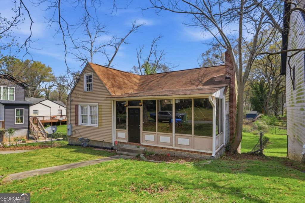 Photo of 868 Rochelle Drive SW, Atlanta, GA 30310 (MLS # 10718922)