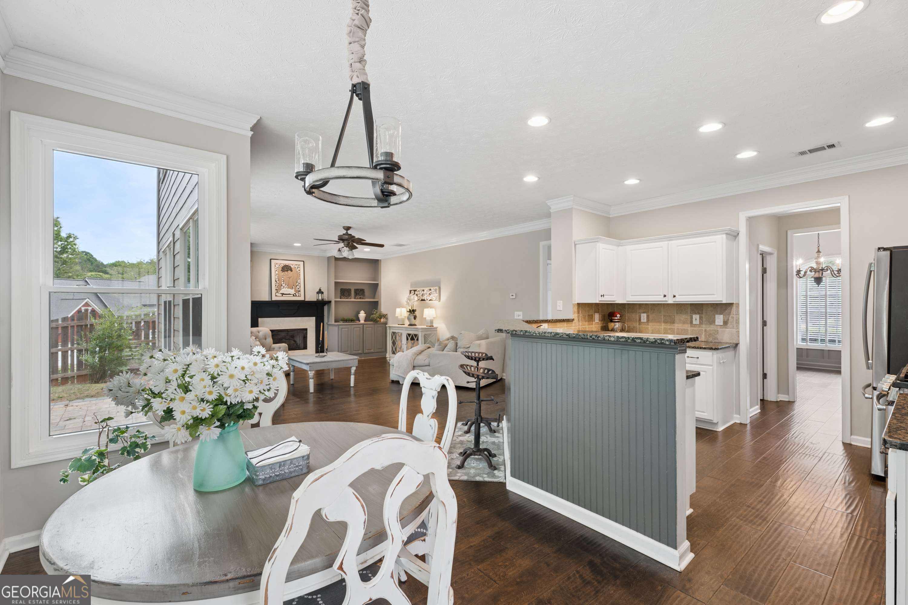 3899 Lake Ruby LN
