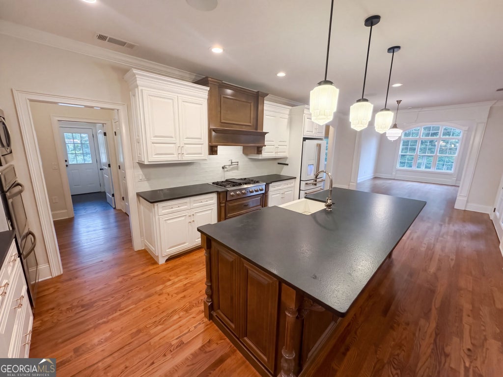 Photo of 7510 Sunridge Lane, Douglasville, GA 30135 (MLS # 10853757)