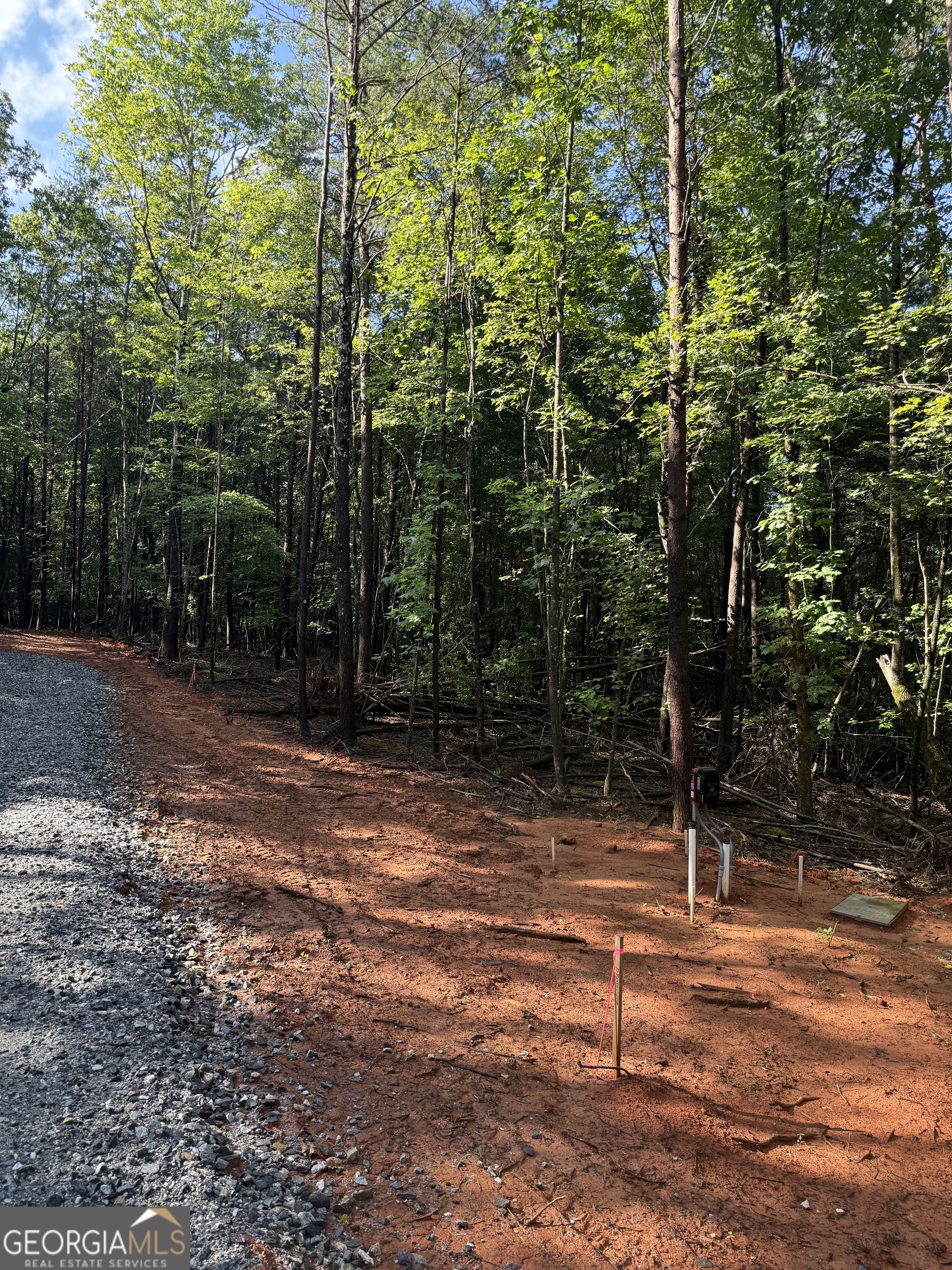 Residential lots with power and water available. Located in the heart of Panorama Estates. Build your dream home or investment property today!