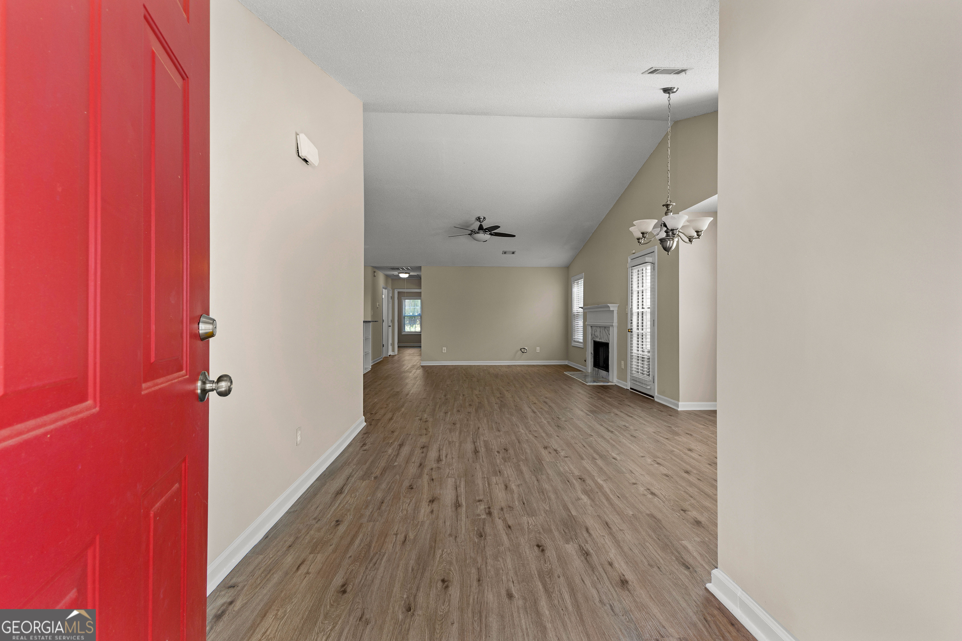 60 Courtyard DR
