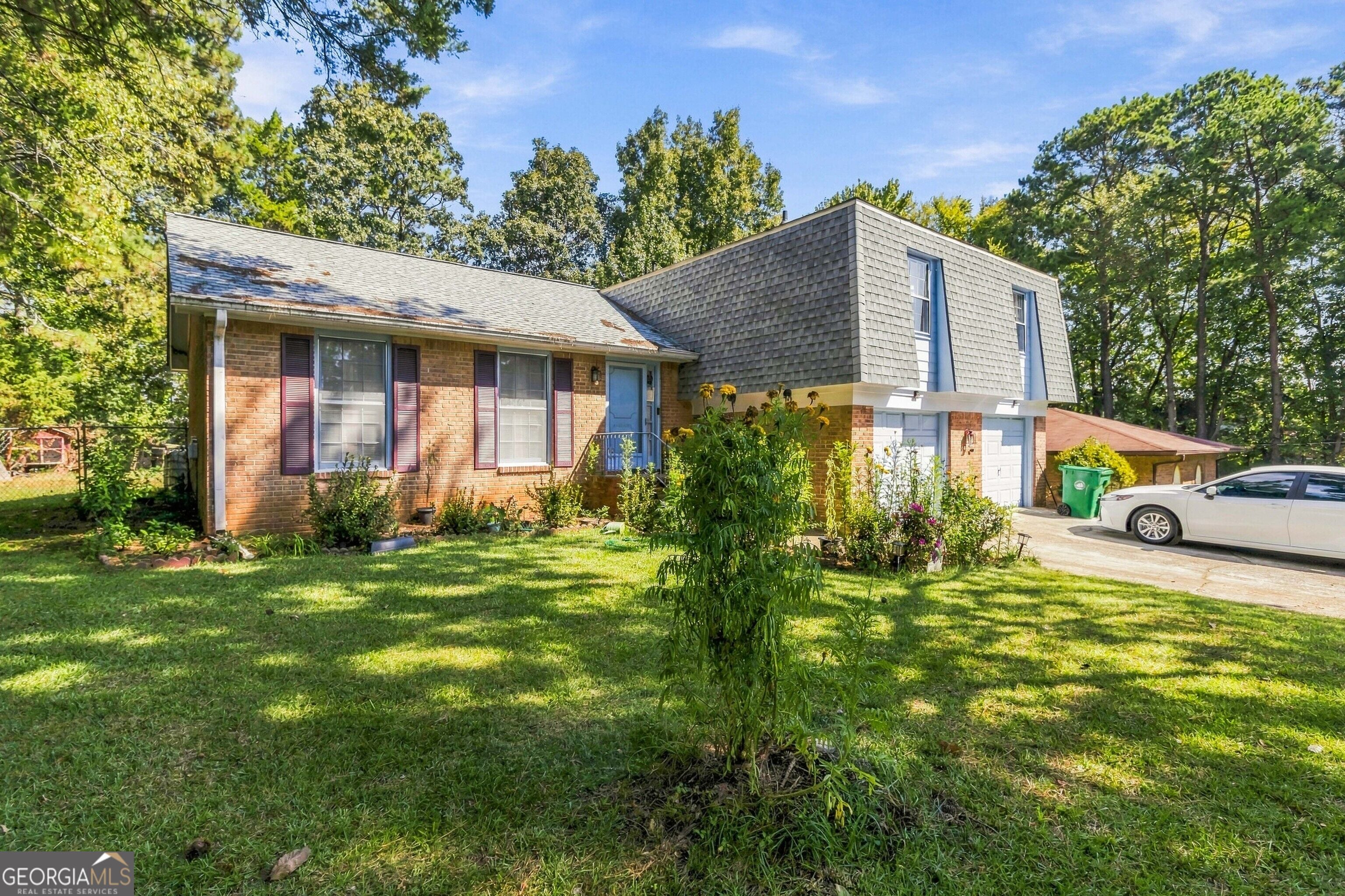 4532 King Lear DR