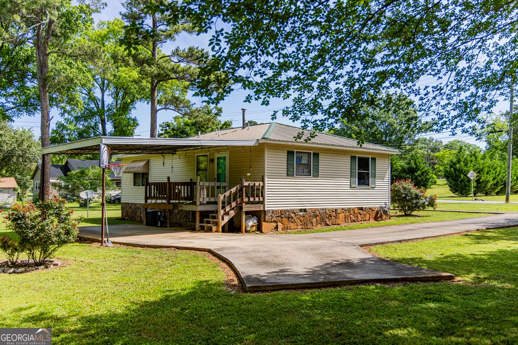 Photo of 419 Pine Street, Cedartown, GA 30125 (MLS # 10761156)