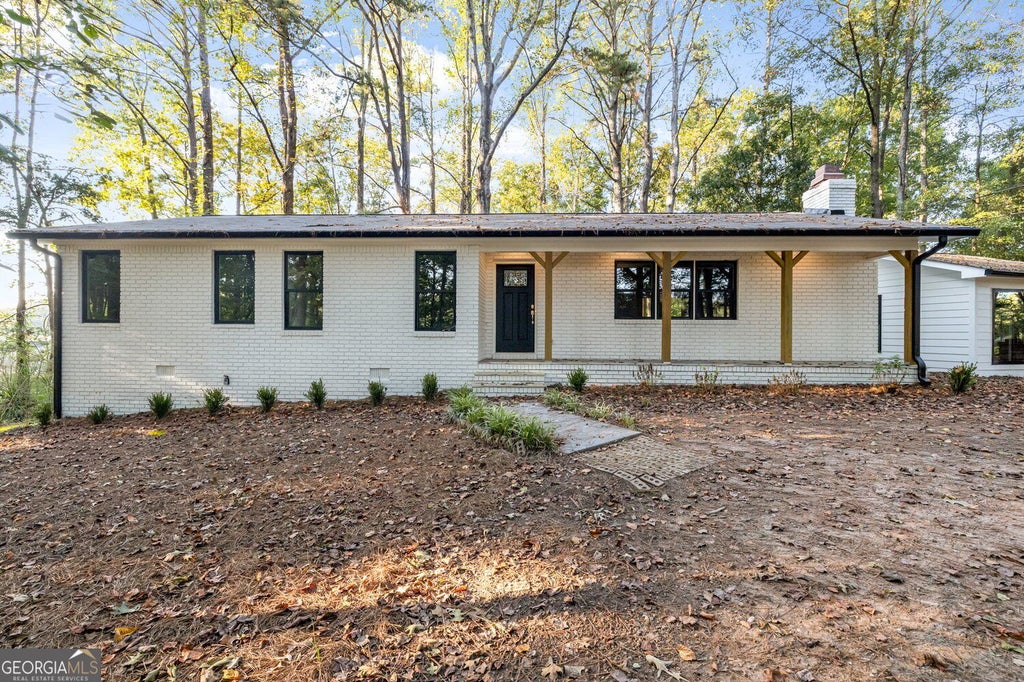 Photo of 6309 Putnam Ford Drive, Woodstock, GA 30189 (MLS # 10876094)