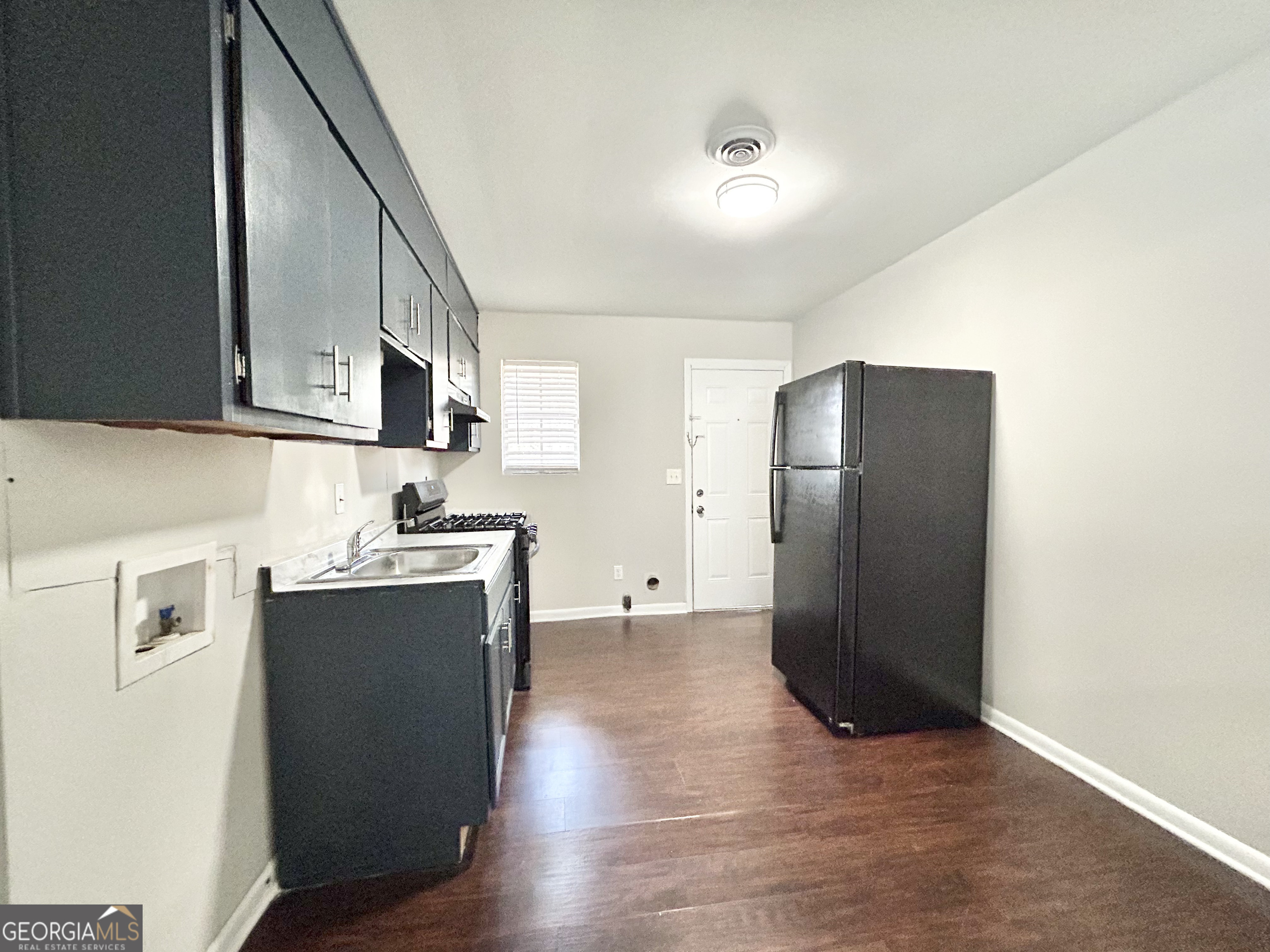 6496 Raymond DR 6496 AND 6500