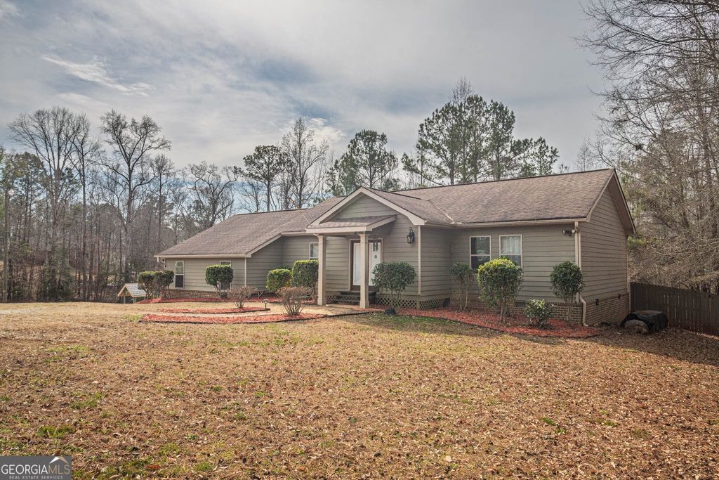 Photo of 386 Parker Road, Covington, GA 30014 (MLS # 10685024)