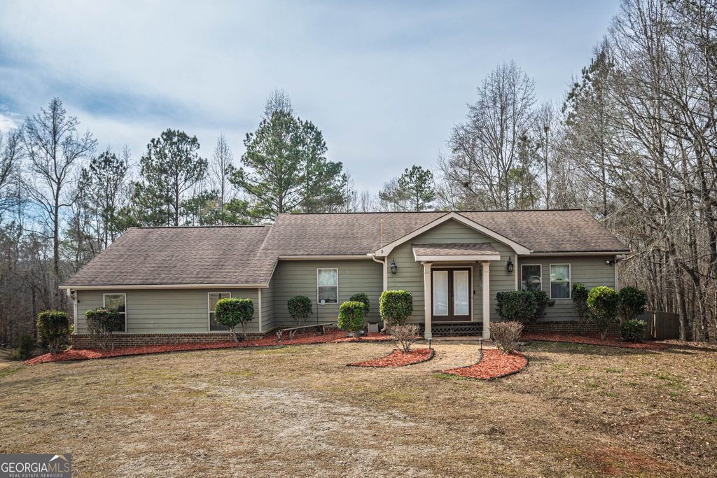 Photo of 386 Parker Road, Covington, GA 30014 (MLS # 10685024)