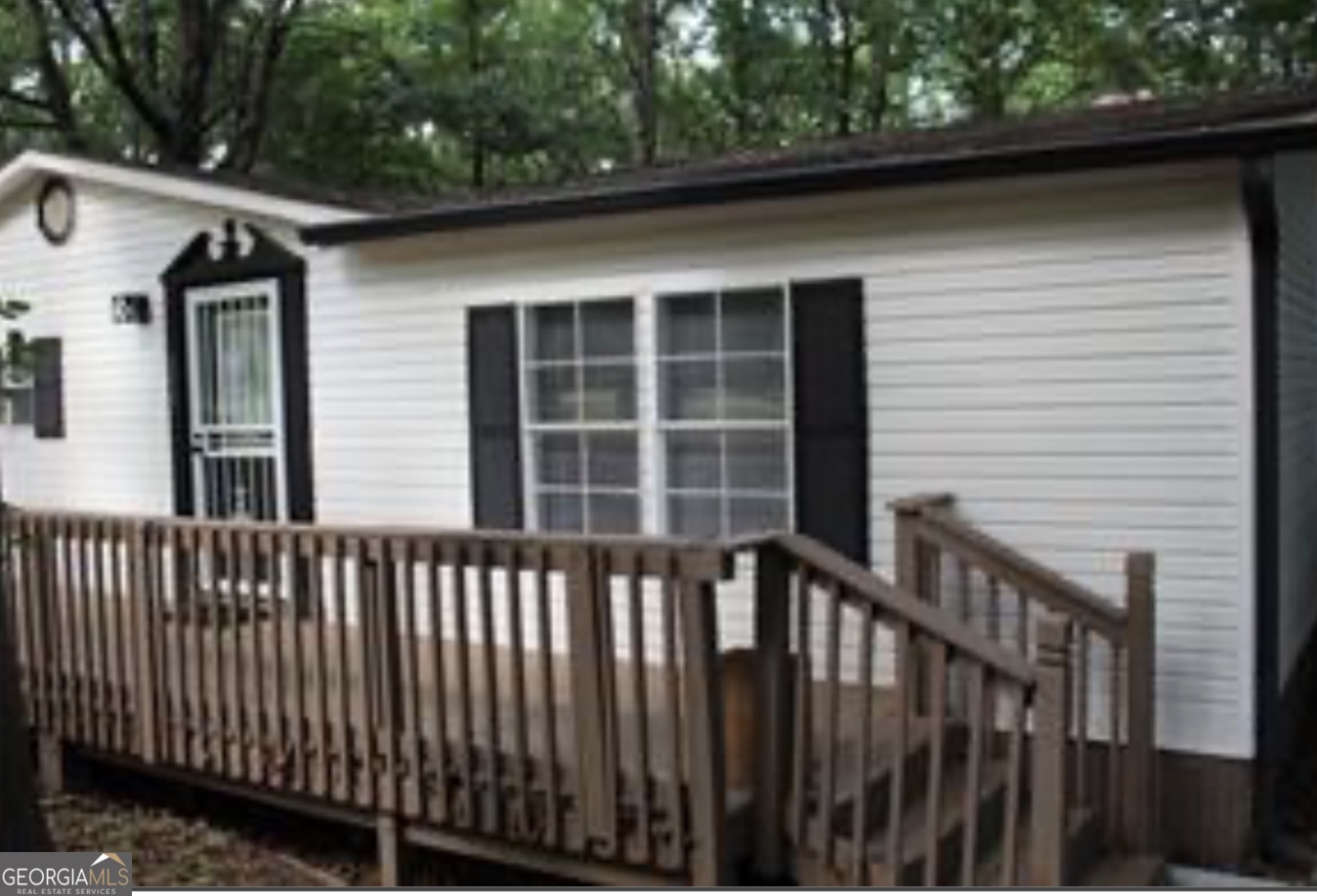 576 Nichols RD