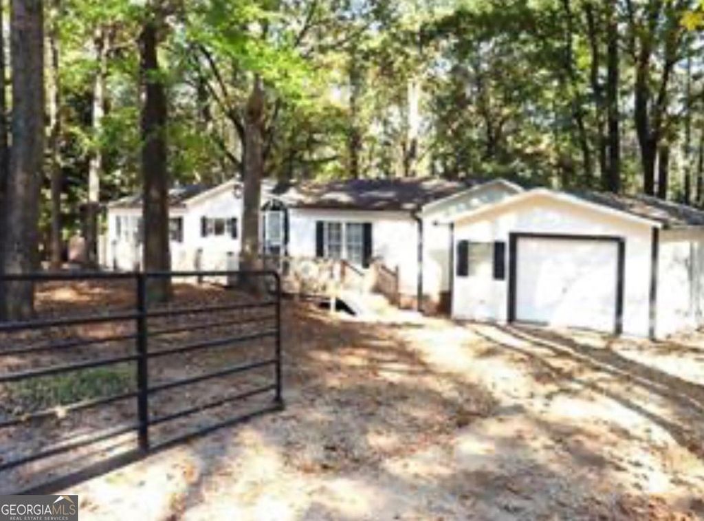 Photo of 576 Nichols Road, Pendergrass, GA 30567 (MLS # 10715358)