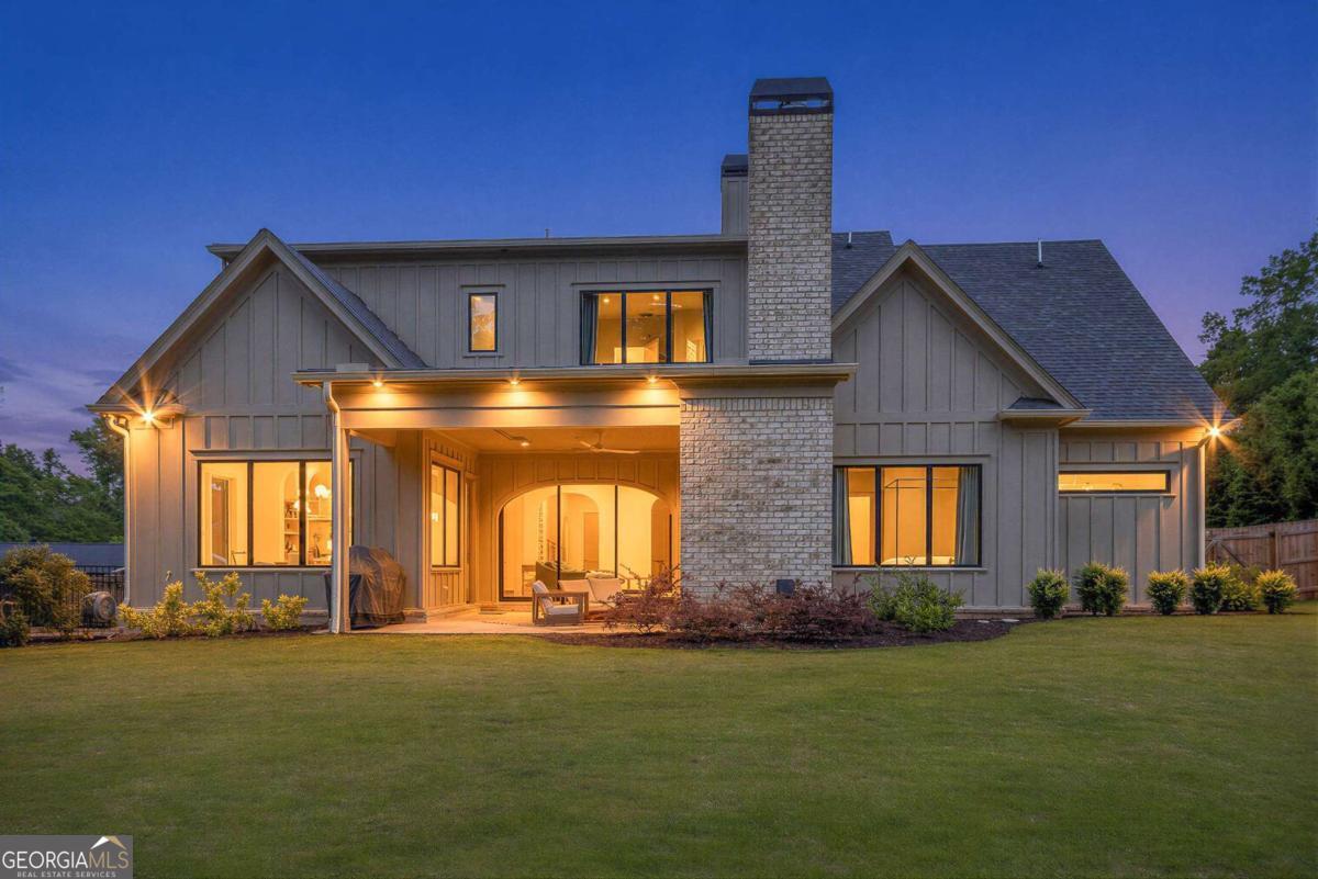 341 Mockingbird LN SE