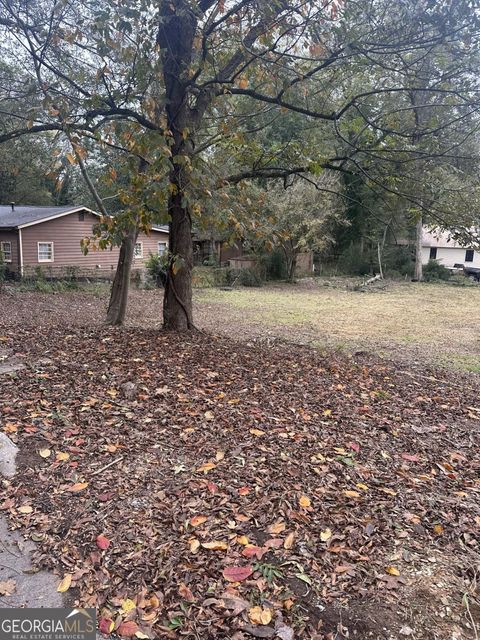 Tiny photo for 124 Lee Street, Cartersville, GA 30120 (MLS # 10635355)