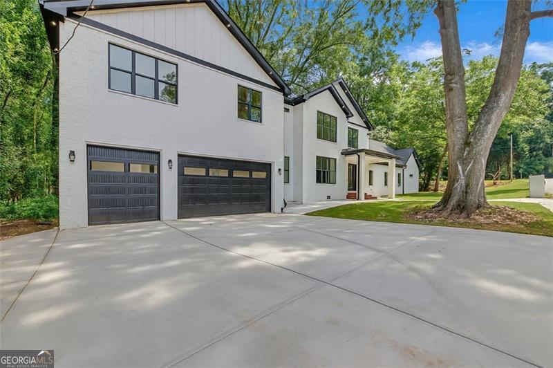 2764 Midway RD