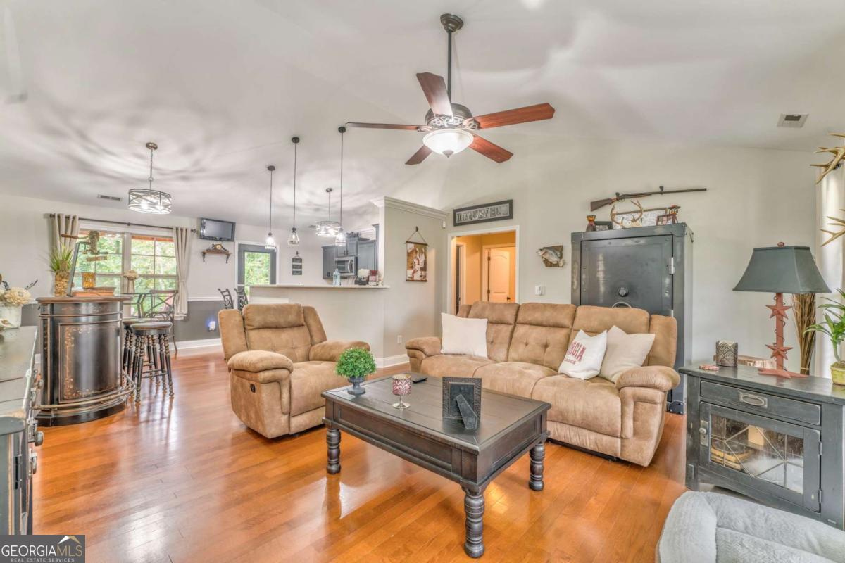7 Dixie Park RD NE