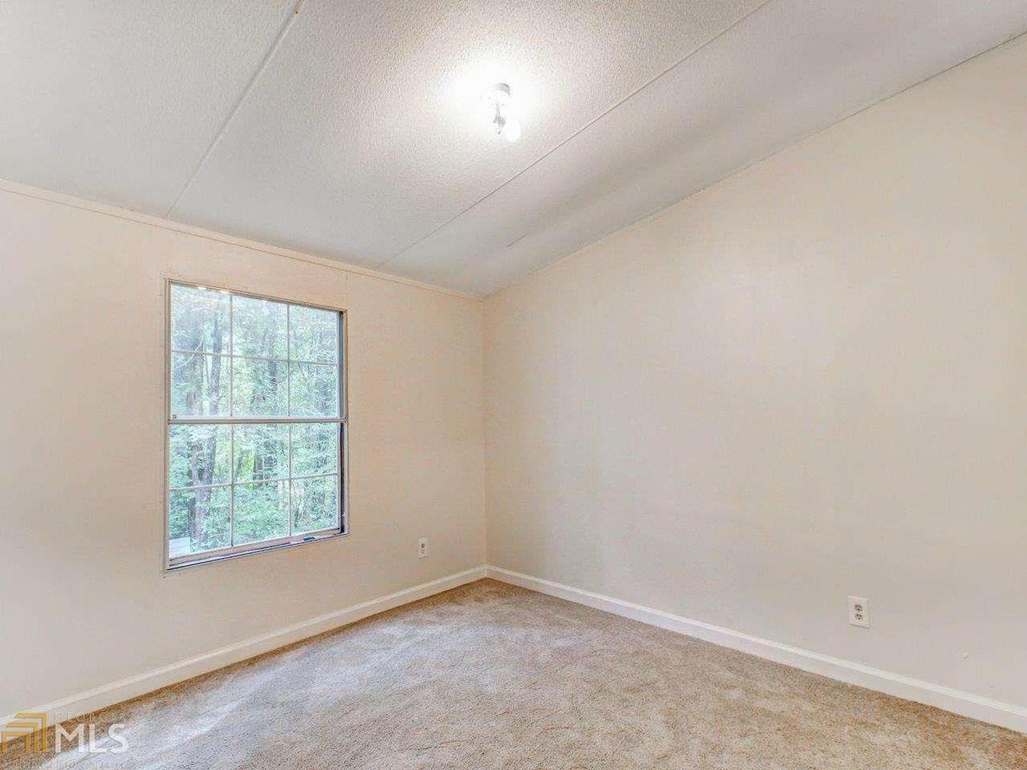 Holly Creek - Residential