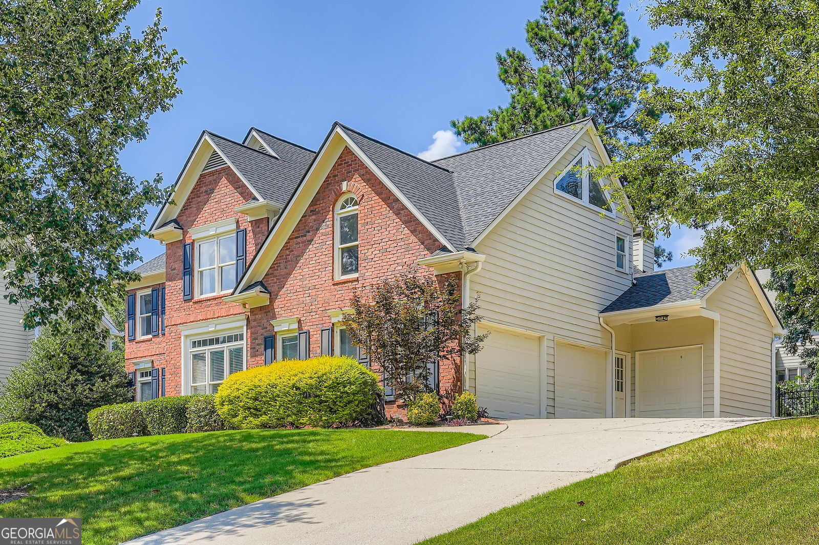 213 Southwick LN