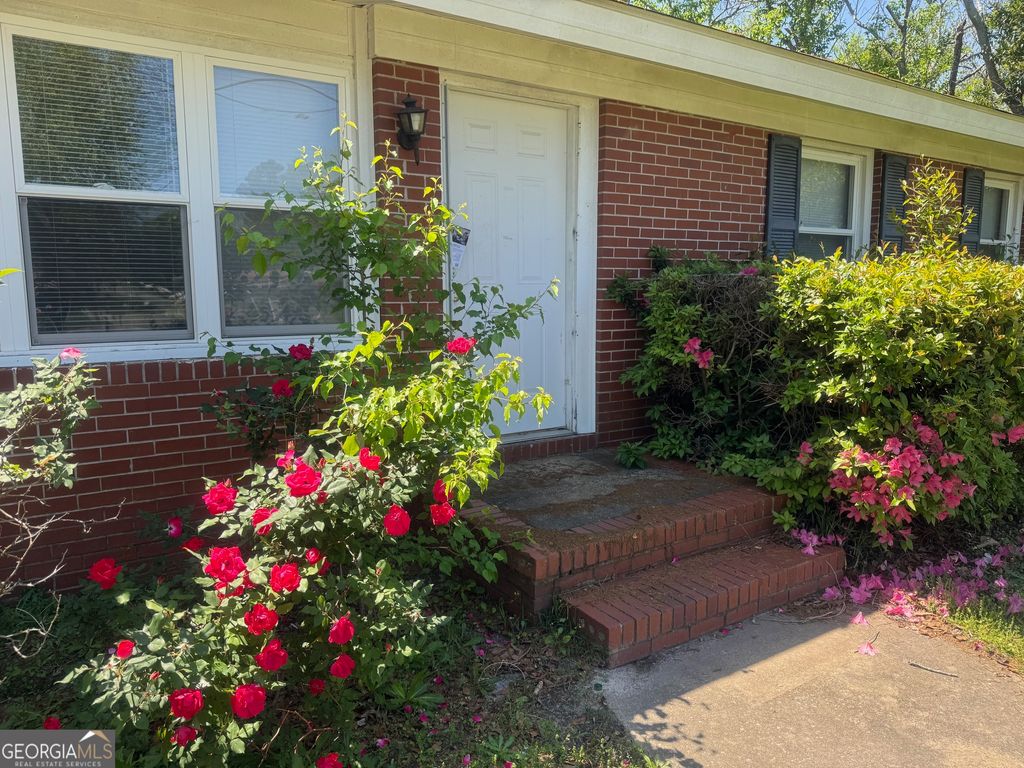 Photo of 413 Sarah Drive, Warner Robins, GA 31093 (MLS # 10662738)