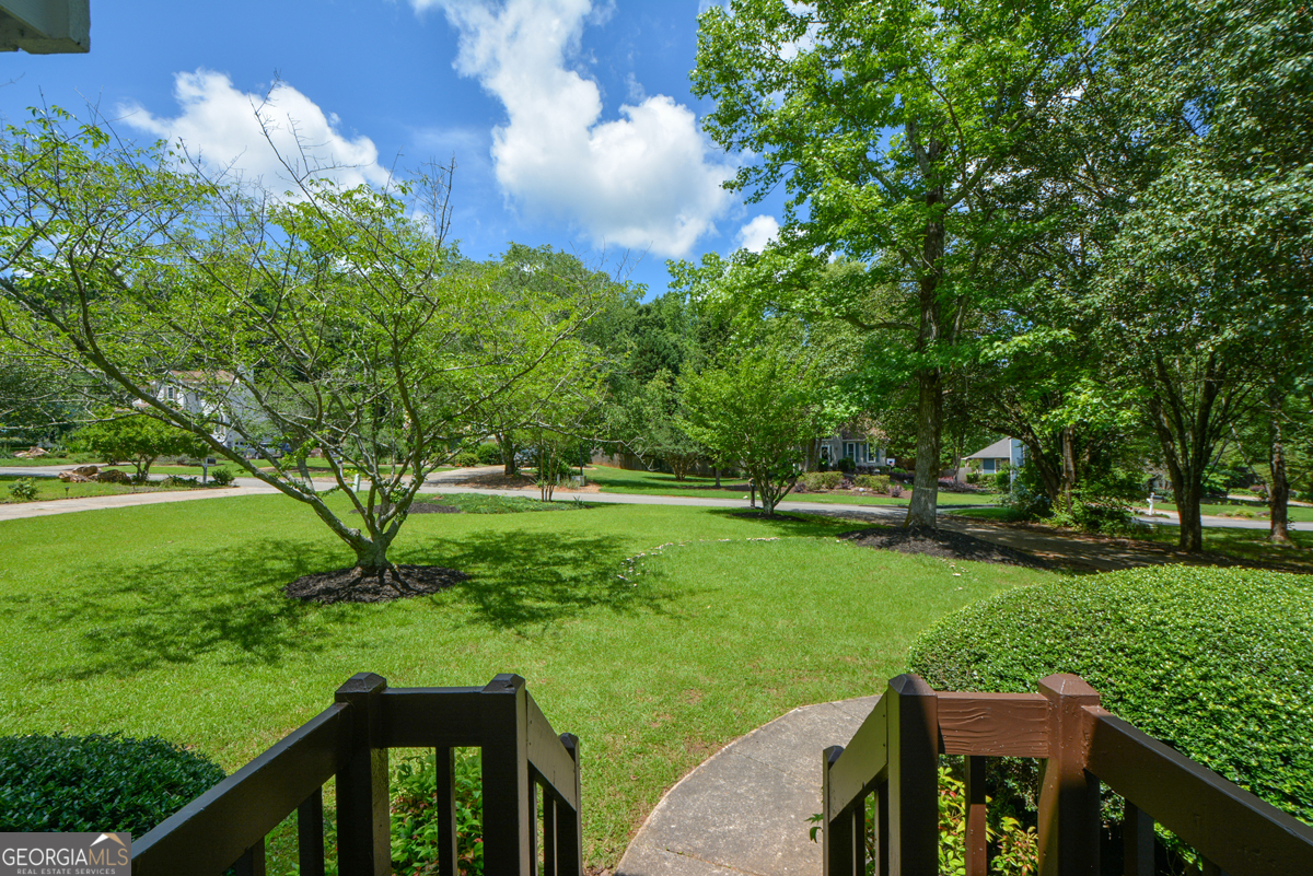 4890 Bayberry DR